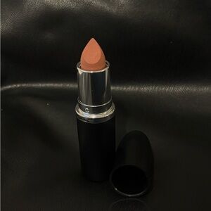 MACximal Silky Matte Lipstick- Yash